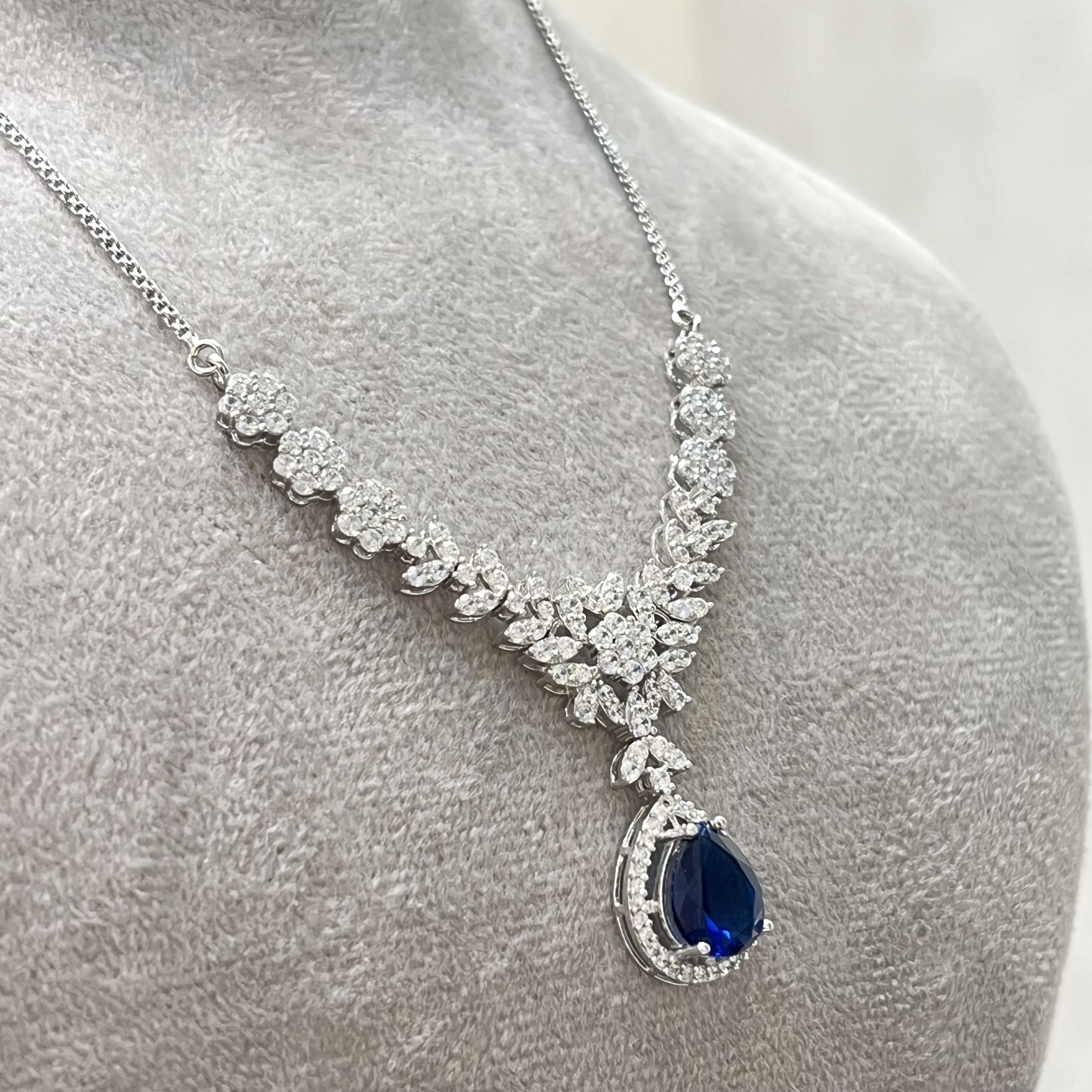 سرویس طرح یاقوت کبود